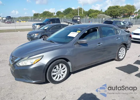 2017 Nissan Altima 2.5 S из США, поврежденный, VIN 1N4AL3AP9HN352765